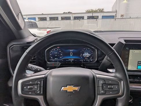 Used 2024 Chevrolet Silverado 1500 LT w/ Protection Package AWD/4WD image 29