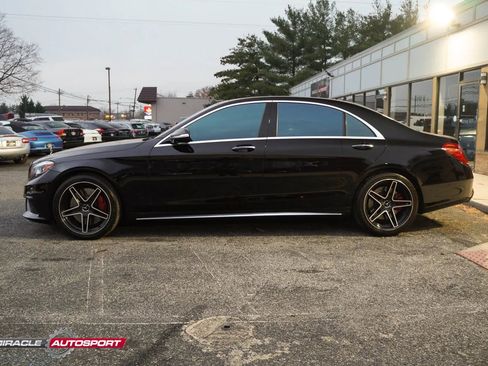 Used 2015 Mercedes-Benz S 63 AMG 4MATIC Sedan w/ Driver Assistance Package image 4