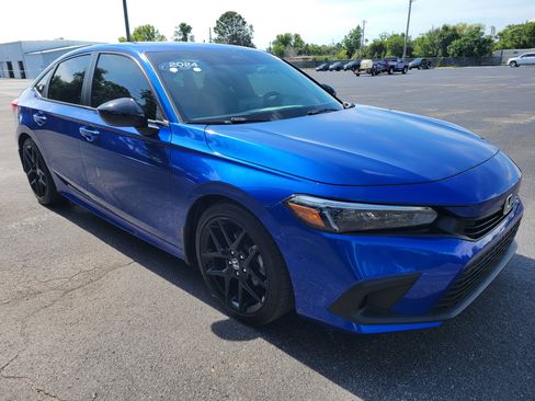 Used 2024 Honda Civic Sport image 3
