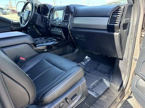 Used 2020 Ford F250 Lariat w/ Lariat Ultimate Package image 13