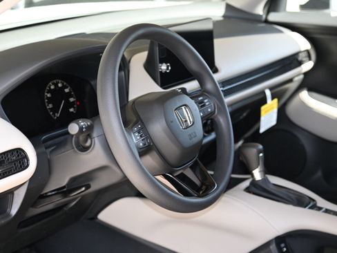 New 2026 Honda HR-V LX image 9