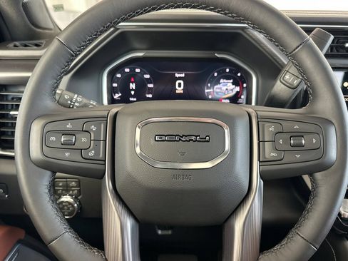 New 2026 GMC Sierra 2500 Denali Ultimate w/ LPO, Black Badging Package AWD/4WD image 24