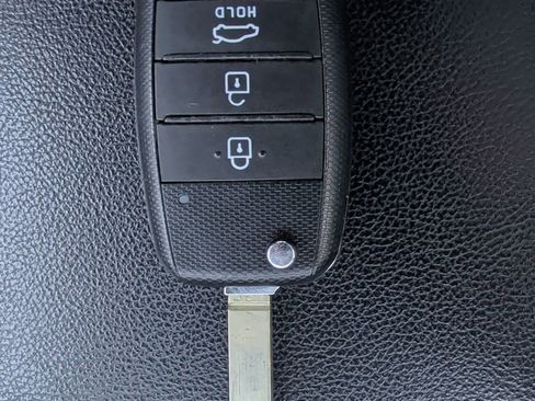 Used 2020 Kia Optima LX image 18