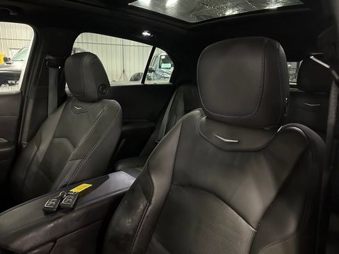 Used 2024 Cadillac XT4 Sport image 13