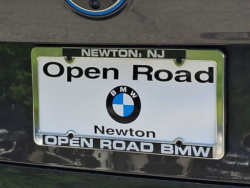 Used 2024 BMW iX xDrive50 w/ Premium Package AWD/4WD image 30