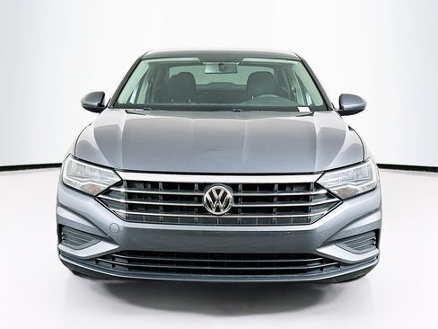 Used 2021 Volkswagen Jetta FWD image 2