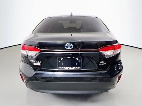 Used 2025 Toyota Corolla LE image 6