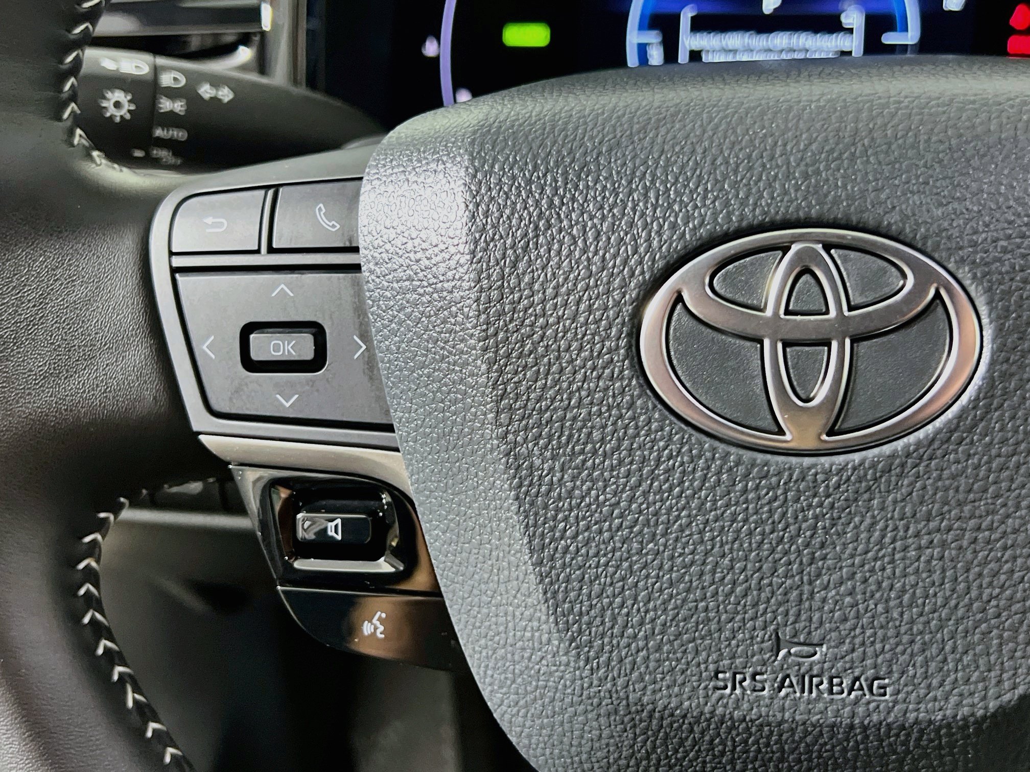 Used 2026 Toyota Camry SE FWD image 19
