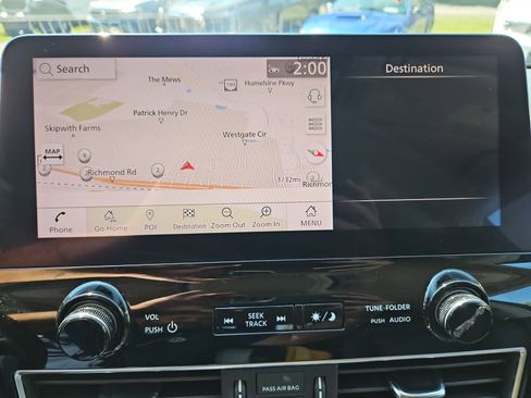 Used 2024 Nissan Armada SV image 30