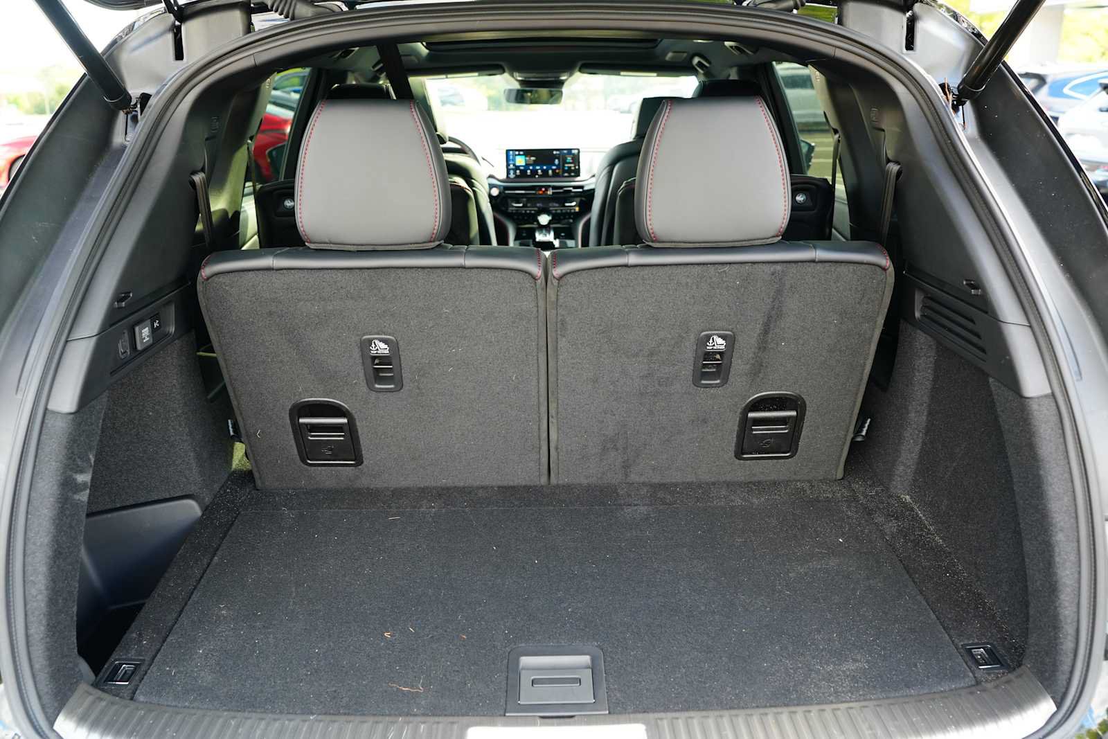 Used 2026 Acura MDX A-Spec w/ Advance Package AWD/4WD image 39