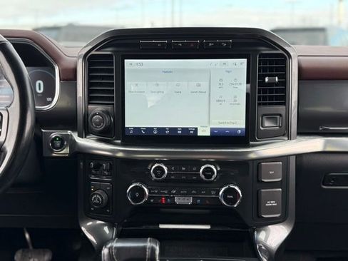 Certified 2022 Ford F150 Lariat w/ Equipment Group 502A High image 29