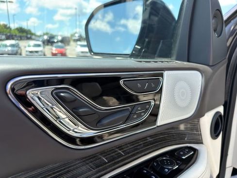 Used 2023 Lincoln Navigator Black Label AWD/4WD image 22