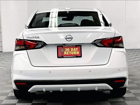 New 2025 Nissan Versa SV w/ Trunk Package FWD image 4