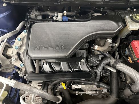 Used 2020 Nissan Rogue Sport S image 23