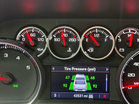 Used 2021 Chevrolet Silverado 2500 LT w/ Convenience Package image 73