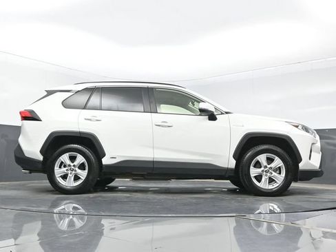 Used 2021 Toyota RAV4 XLE w/ Convenience Package AWD/4WD image 26