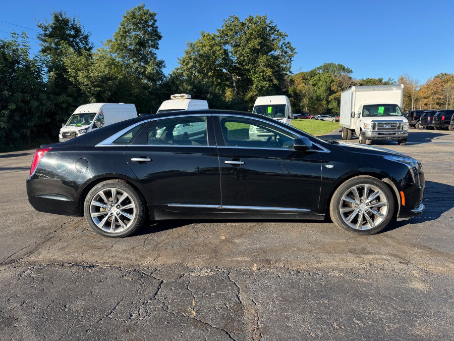 Used 2018 Cadillac XTS FWD image 6