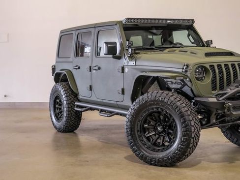 Used 2024 Jeep Wrangler Unlimited Sport image 35