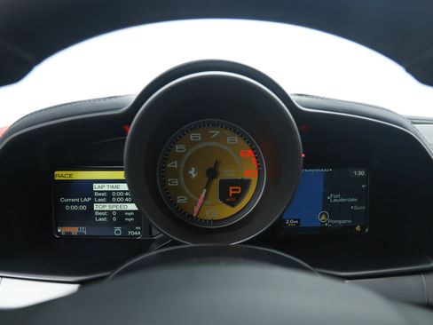 Certified 2015 Ferrari 458 Italia Coupe RWD image 24