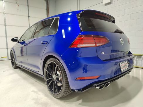 Used 2019 Volkswagen Golf R 4-Door image 21