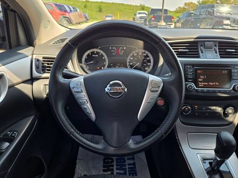 Used 2015 Nissan Sentra SV FWD image 17
