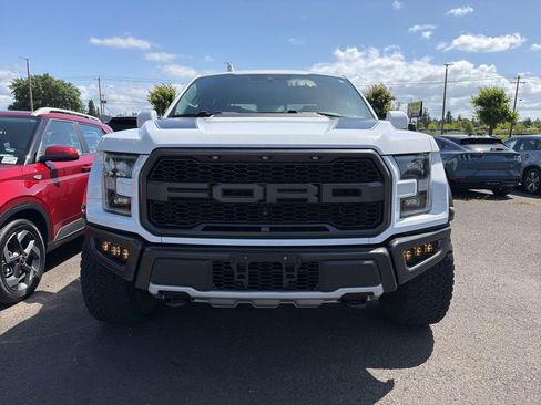 Used 2019 Ford F150 Raptor w/ Equipment Group 802A Luxury AWD/4WD image 5