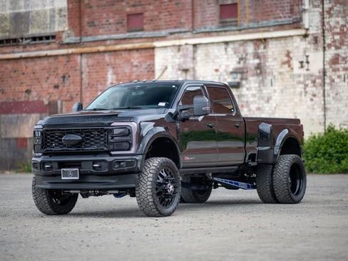 Used 2024 Ford F450 Limited w/ FX4 Off-Road Package AWD/4WD image 5