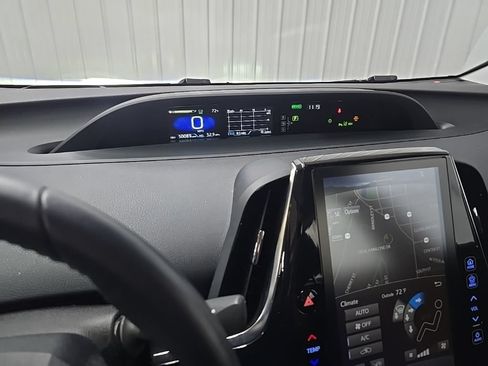 Used 2021 Toyota Prius Prime Limited FWD image 23