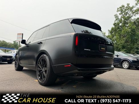 Used 2025 Land Rover Range Rover SE AWD/4WD image 6