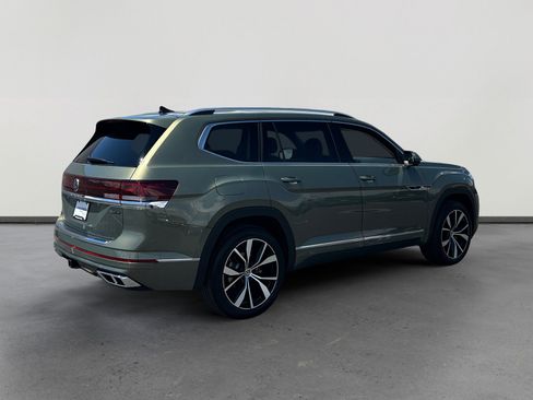 Used 2025 Volkswagen Atlas SEL Premium R-Line AWD/4WD image 5