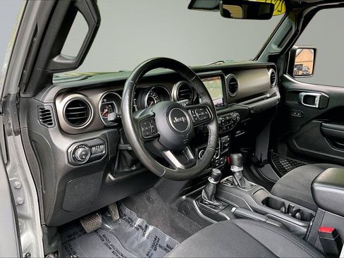 Used 2021 Jeep Gladiator Sport AWD/4WD image 14