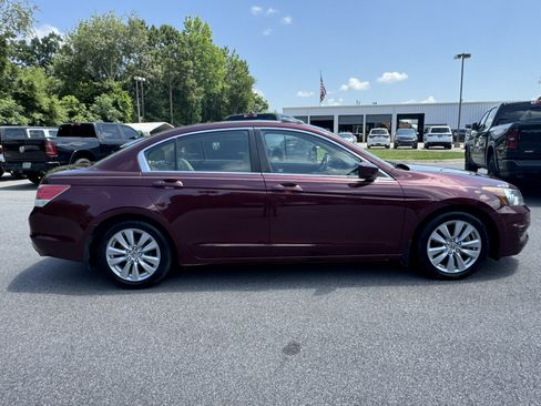 Used 2011 Honda Accord EX-L image 4