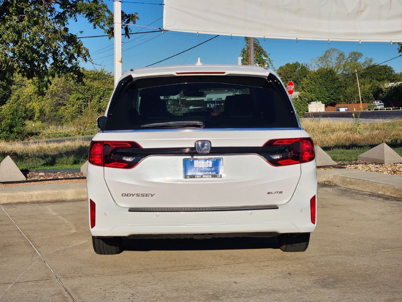 Used 2025 Honda Odyssey Elite image 6