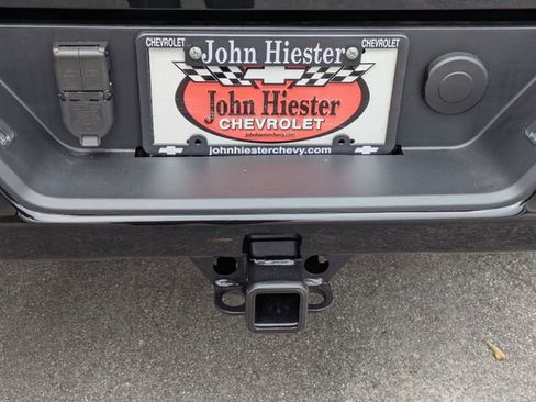 New 2026 Chevrolet Silverado 1500 ZR2 w/ Dark Appearance Package image 32