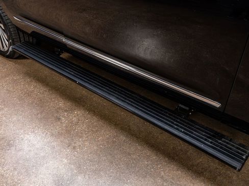 Used 2019 Lincoln Navigator Reserve w/ Cargo Package image 12