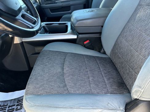 Used 2017 RAM 2500 Big Horn image 35