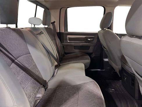 Used 2019 RAM 1500 Classic SLT w/ SLT Plus D￩cor Group AWD/4WD image 14