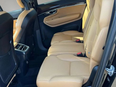 Used 2016 Volvo XC90 T6 Momentum w/ Vision Package AWD/4WD image 16