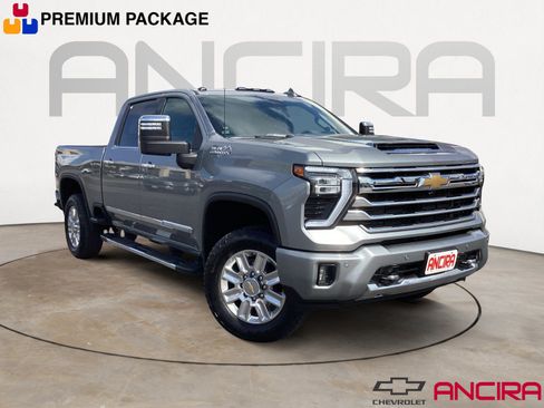 Used 2024 Chevrolet Silverado 3500 High Country w/ High Country Premium Package AWD/4WD image 1