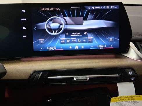 New 2026 BMW X1 xDrive28i w/ Convenience Package AWD/4WD image 24