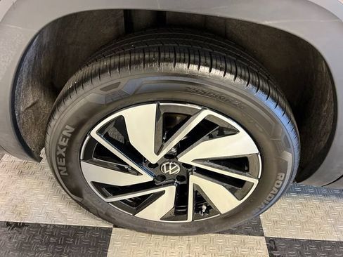 Certified 2025 Volkswagen Atlas SE AWD/4WD image 15