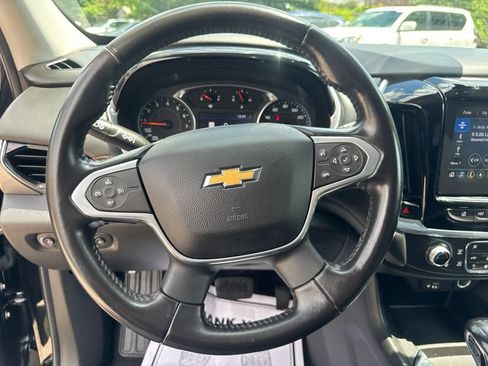 Used 2021 Chevrolet Traverse LT w/ LT Premium Package AWD/4WD image 60
