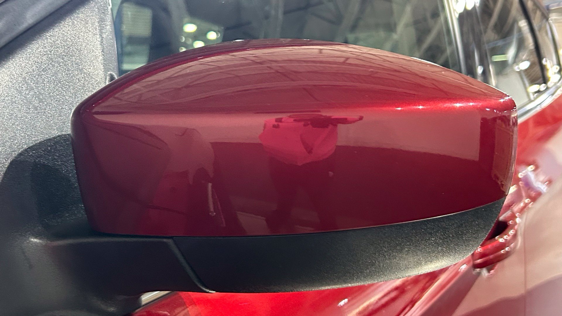 Used 2019 Ford Escape SEL AWD/4WD image 16