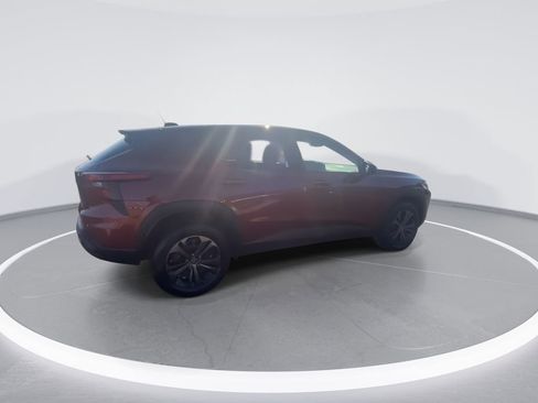 Used 2025 Chevrolet Trax LS image 9