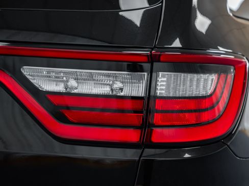 Used 2025 Dodge Durango GT AWD/4WD image 7