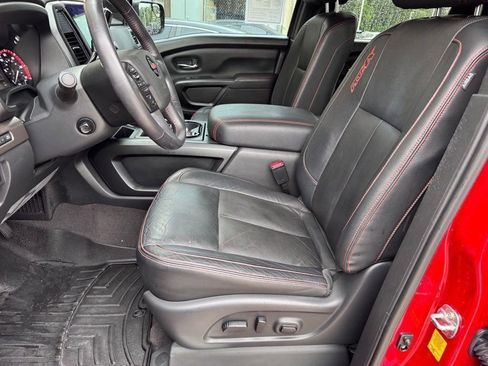 Used 2021 Nissan Titan PRO-4X w/ Pro-4x Convenience Package AWD/4WD image 10