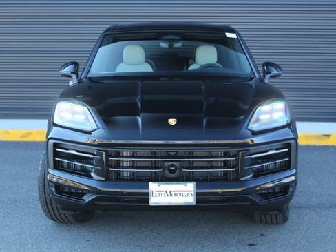 New 2026 Porsche Cayenne Base image 11