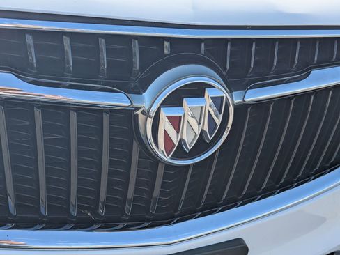 Used 2019 Buick Enclave Essence AWD/4WD image 11