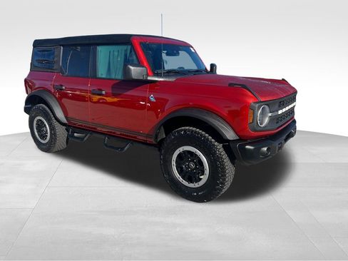 Used 2024 Ford Bronco Black Diamond w/ Sasquatch Package image 8