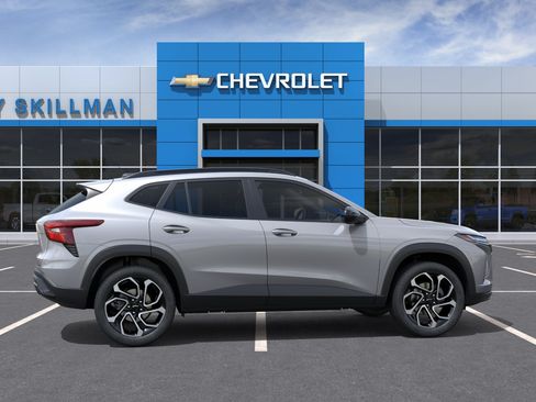 New 2026 Chevrolet Trax RS FWD image 5